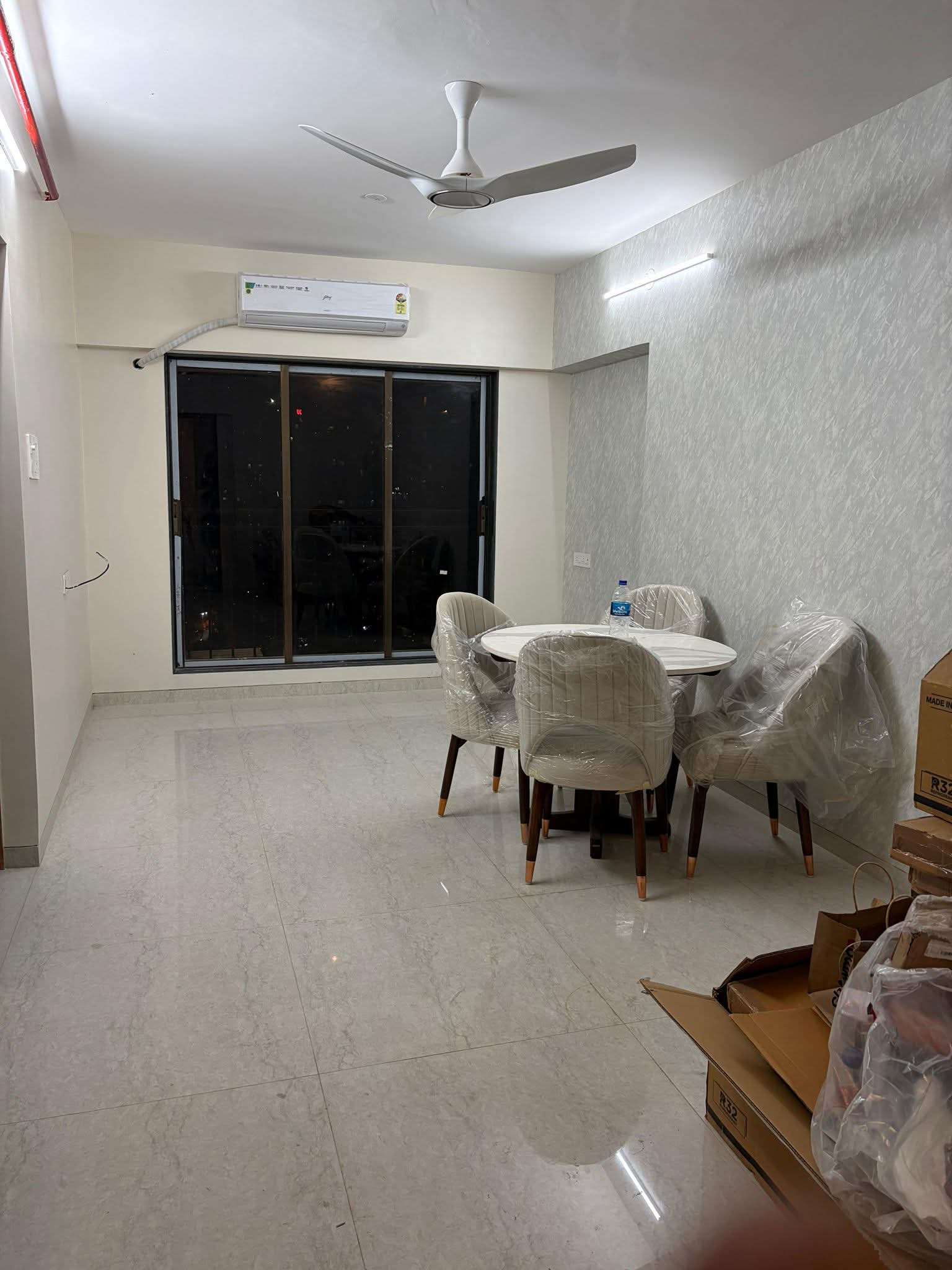 2 BHK 800 Sq.Ft. Apartment in Dosti Estates