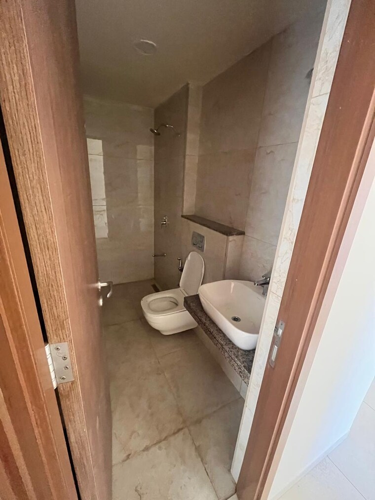 Bathroom, the-prestige-city 3 Bedroom 1052 Sq.Ft. Apartment In Mulund West Mumbai 9569685