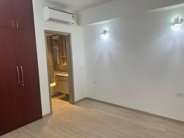 Room in 3.5 BHK Builder Floor at DLF Gardencity Enclave, Sector 93 – for Rent