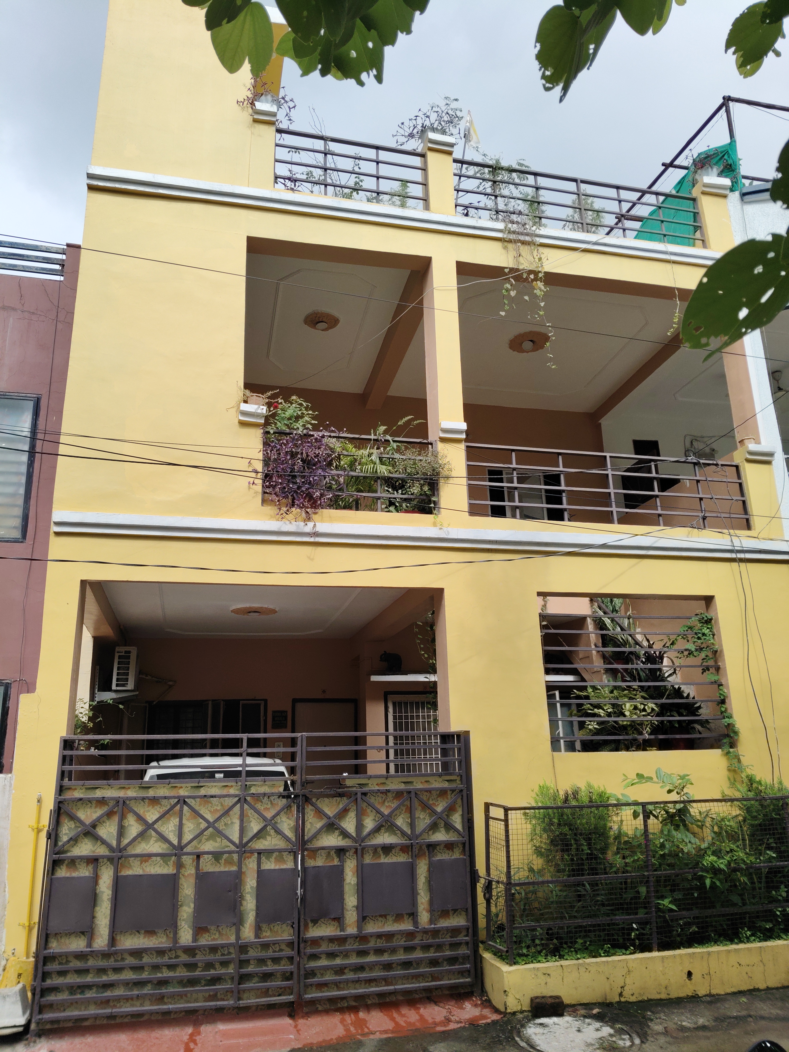 4 BHK Independent House For Sale in Awadhpuri