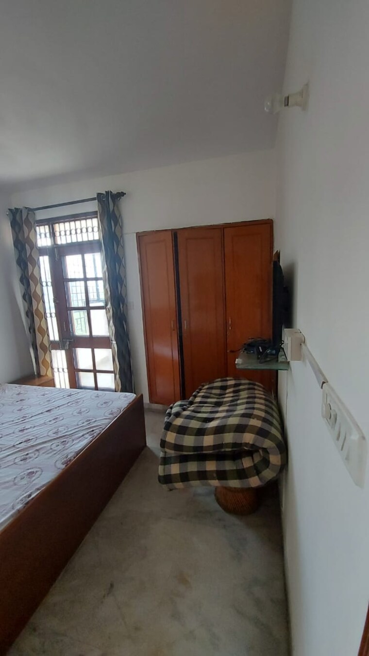 Bedroom, mahalaxmi-apartments-gurgaon 3 Bedroom 1500 Sq.Ft. Apartment In Sector 43 Gurgaon 9569758