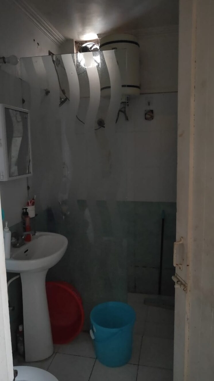 Bathroom, clement town 2 Bedroom 1200 Sq.Ft. Builder Floor In Clement Town Dehradun 9569760
