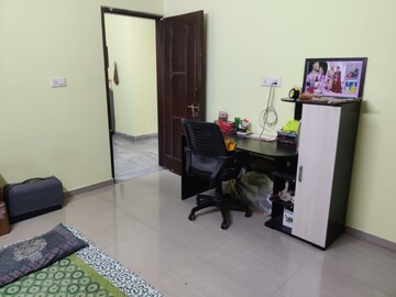 Team Area in 2 BHK Builder Floor at SS Mayfield Gardens, Mayfield Garden – for Rent