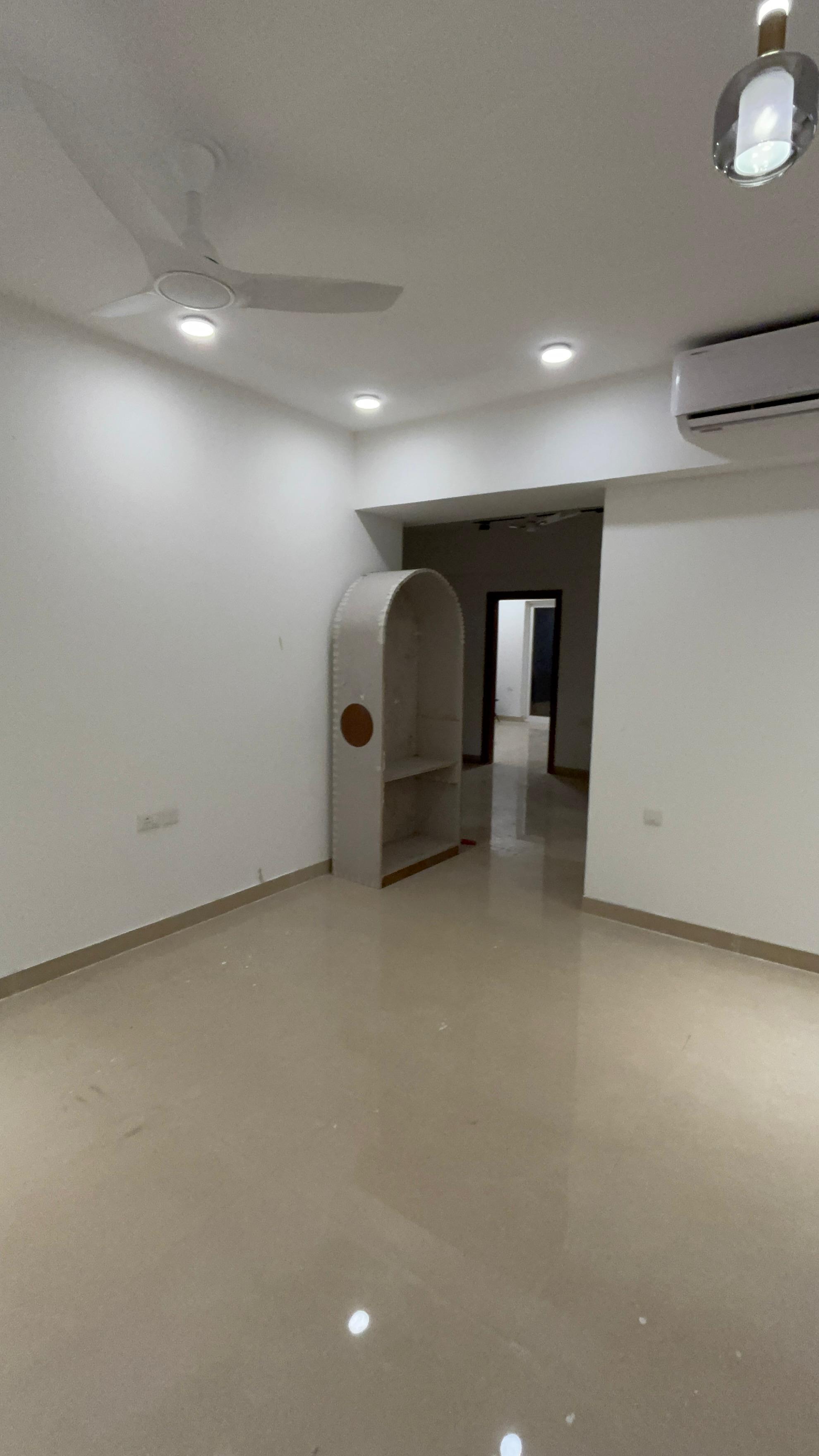 3.5 BHK + Servant Room Apartment For Rent in ATS Marigold