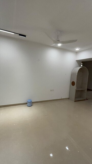 Furnished Amenities in 3.5 BHK Apartment at ATS Marigold, Sector 89a – for Rent