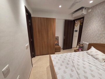 Bedroom in 1 BHK Apartment at Hiranandani Highland, Powai – for Rent