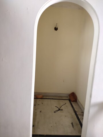 Bathroom in 4 BHK Independent House at RWA Apartments Sector 50, Sector 50 – for Sale