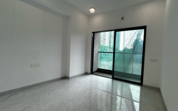 Room in 2 BHK Apartment at Malad West – for Sale