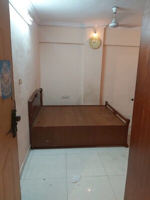 Bathroom in 1 BHK Apartment at Bandra West – for Rent