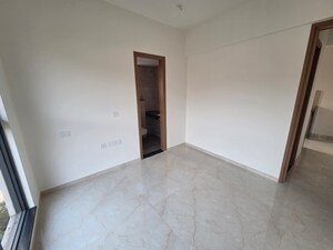 Room in 1 BHK Apartment at Godrej Urban Park, Chandivali – for Rent