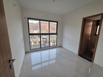 Room in 1 BHK Apartment at Godrej Urban Park, Chandivali – for Rent