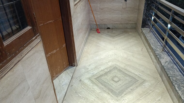 Balcony, vaishali sector 2 2 Bedroom 970 Sq.Ft. Builder Floor In Vaishali Sector 2 Ghaziabad 9569825