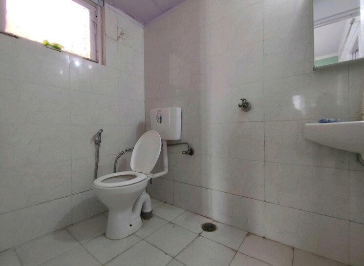 Bathroom, vashisht-heights 2 Bedroom 580 Sq.Ft. Apartment In Sector 87 Faridabad 9569855