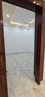 6+ BHK 800 Sq.Ft. Independent House in Mayur Vihar Phase 1.