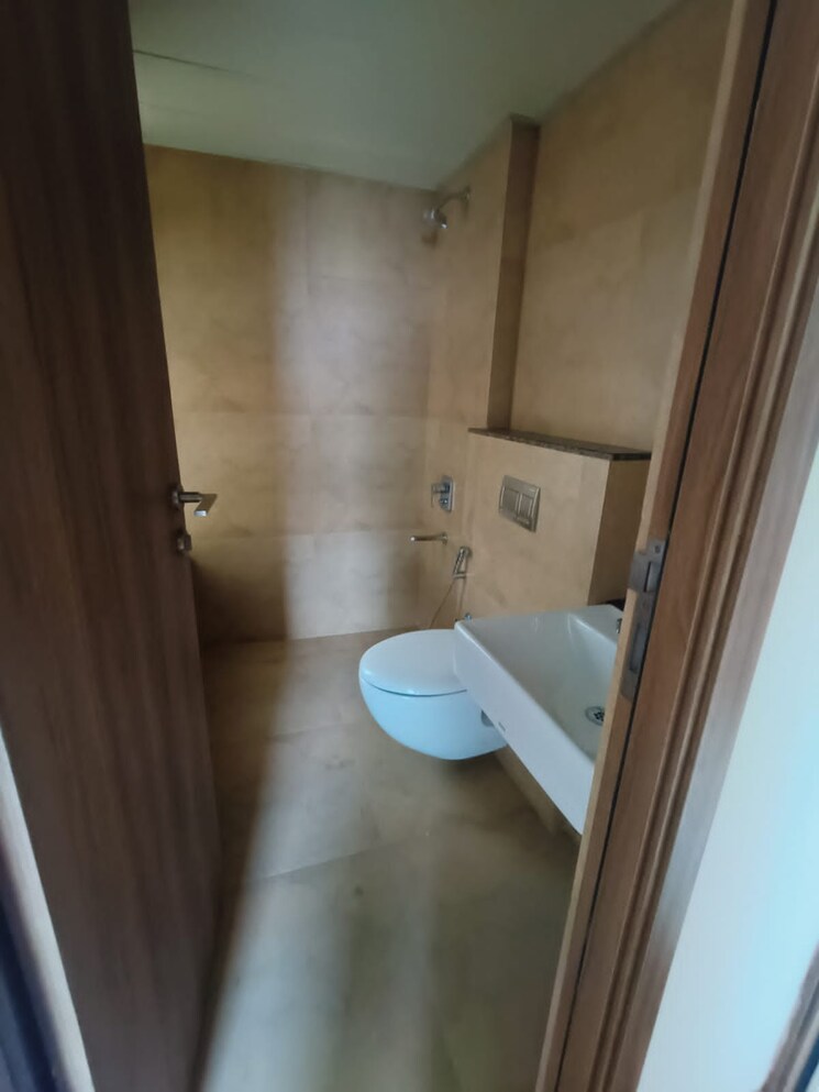 Bathroom, sd-epsilon 2 Bedroom 631 Sq.Ft. Apartment In Kandivali East Mumbai 9569853