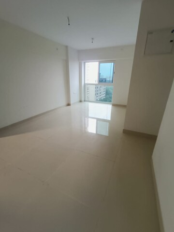 Room in 2 BHK Apartment at SD Epsilon, Kandivali East – for Sale