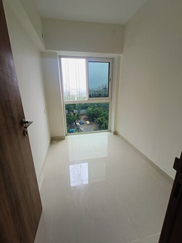 Room in 2 BHK Apartment at SD Epsilon, Kandivali East – for Sale