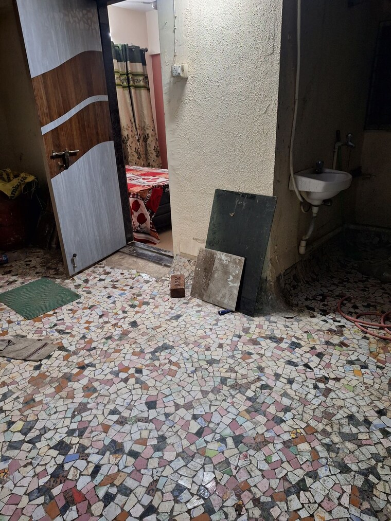 Bedroom, goregaon-west-view-chs 2 Bedroom 650 Sq.Ft. Apartment In Goregaon West Mumbai 9569858