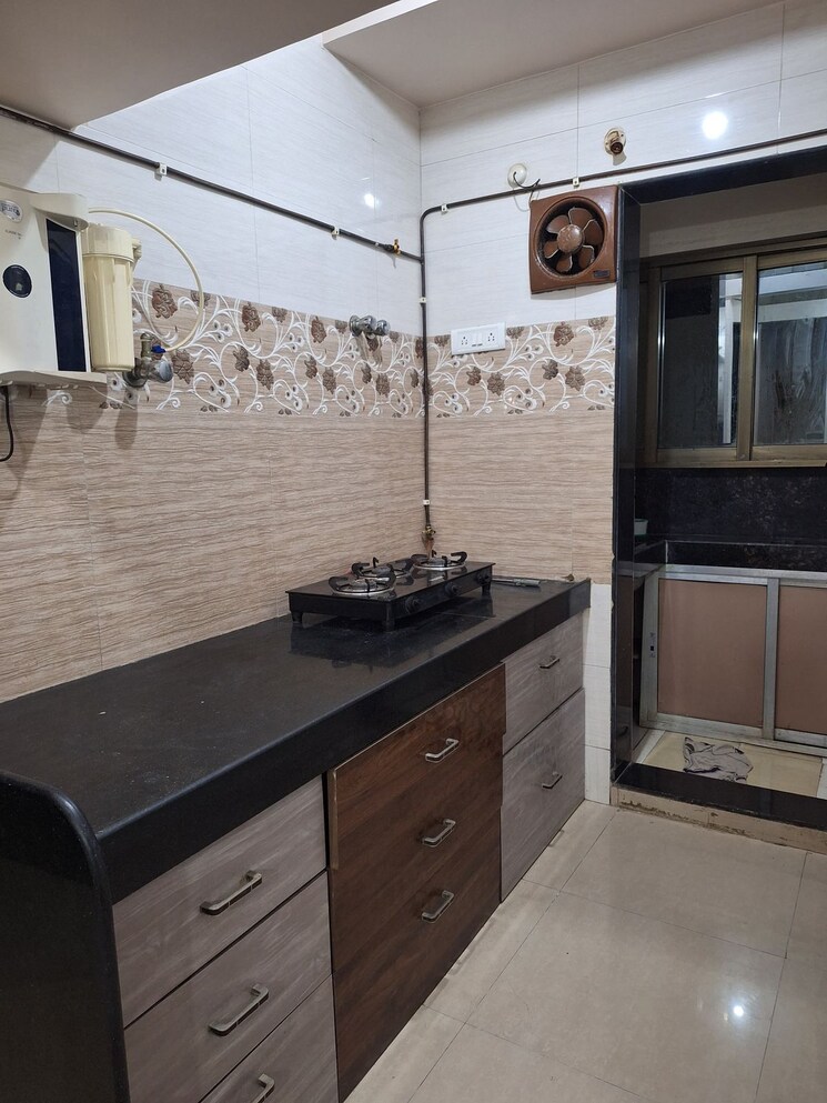 Kitchen, goregaon-west-view-chs 2 Bedroom 650 Sq.Ft. Apartment In Goregaon West Mumbai 9569858