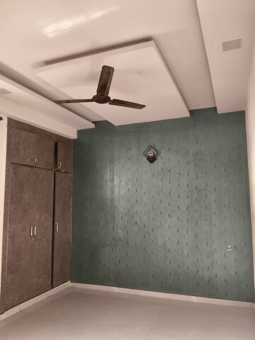 Furnished Amenities in 2 BHK Apartment at Mahagun Mywoods, Sector 16c Greater Noida – for Sale