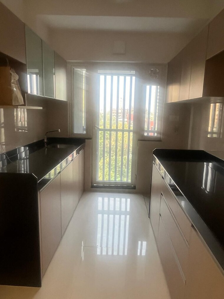 Kitchen, solitaire-malad-west 3 Bedroom 950 Sq.Ft. Apartment In Malad West Mumbai 9569865