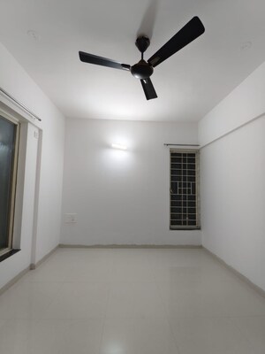 Room in 2 BHK Apartment at Anand Nagar – for Sale