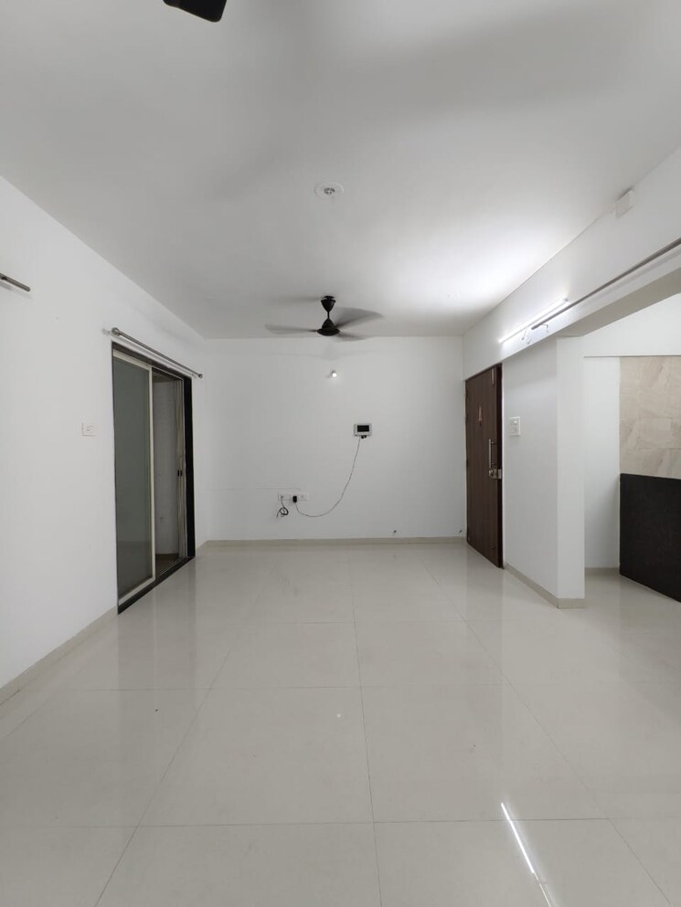 Room, anand nagar 2 Bedroom 1000 Sq.Ft. Apartment In Anand Nagar Pune 9569871