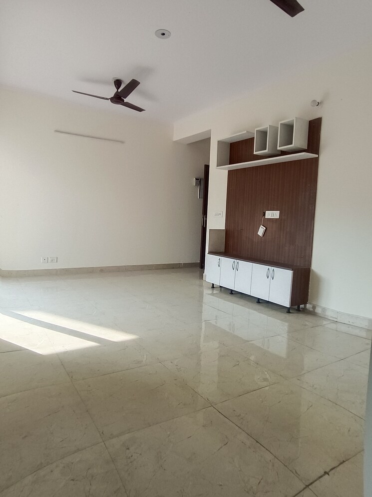 Room, saviour-park 2 Bedroom 1285 Sq.Ft. Apartment In Mohan Nagar Ghaziabad 9569890