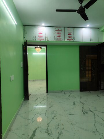 Room in 2 BHK Independent House at Sarita Vihar Pocket-C RWA, Sarita Vihar – for Rent