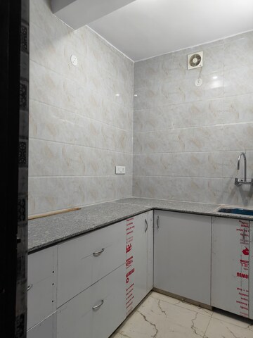 Kitchen in 2 BHK Independent House at Sarita Vihar Pocket-C RWA, Sarita Vihar – for Rent