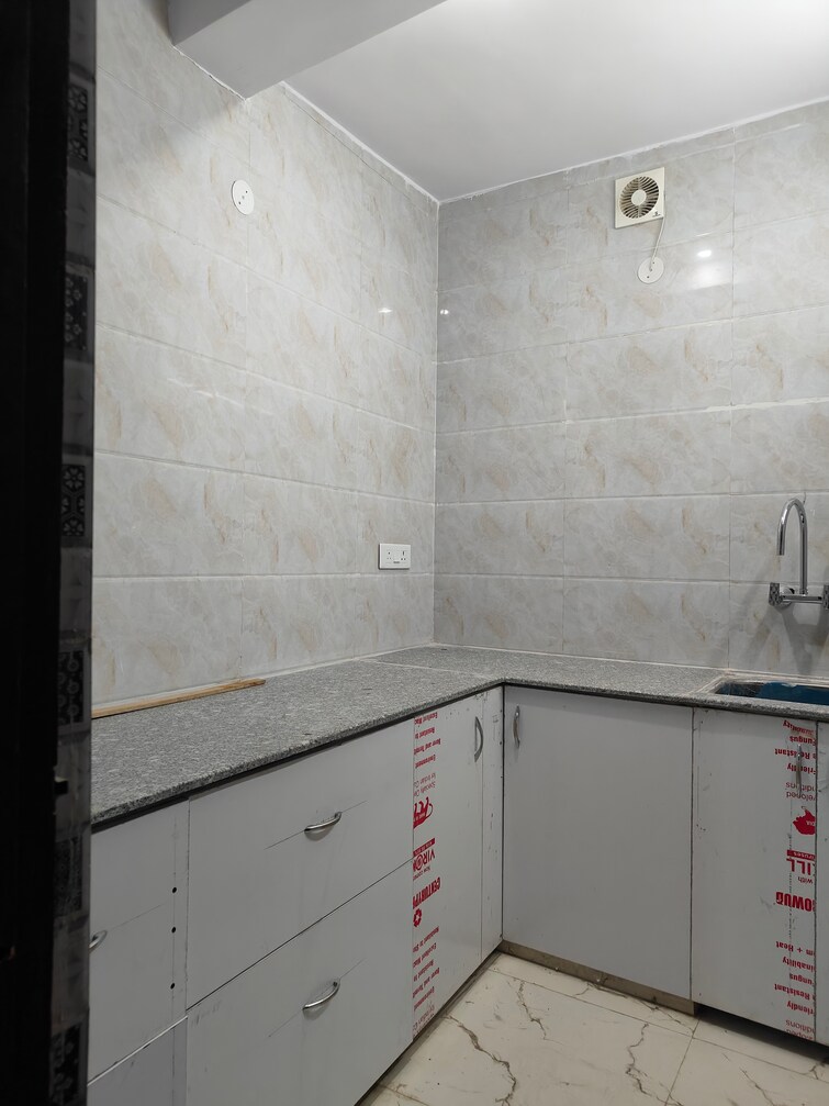 Kitchen, sarita-vihar-pocket-c-rwa 2 Bedroom 850 Sq.Ft. Independent House In Sarita Vihar Delhi 9569895