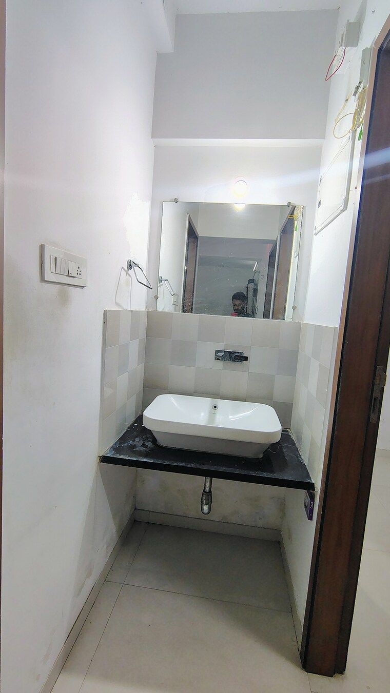 Bathroom, shivam-19-grand-west 2 Bedroom 741 Sq.Ft. Apartment In Thergaon Pune 9569898
