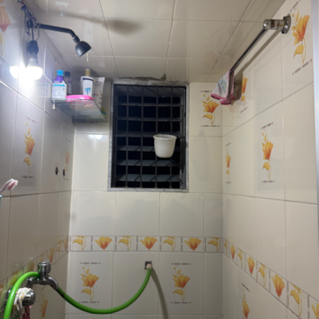 Bathroom in 1 BHK Apartment at Dombivli East – for Rent