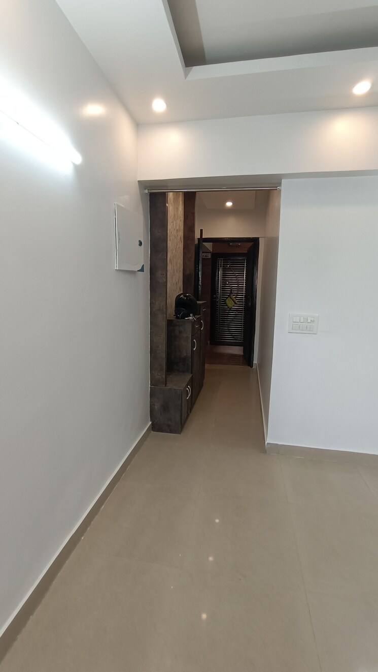 Room, sethi-max-royal 2 Bedroom 895 Sq.Ft. Apartment In Sector 76 Noida 9569907