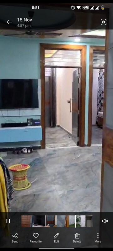 Bedroom in 2 BHK Builder Floor at Parklands, Sector 85 – for Rent