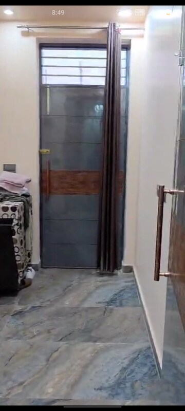 Bathroom in 2 BHK Builder Floor at Parklands, Sector 85 – for Rent