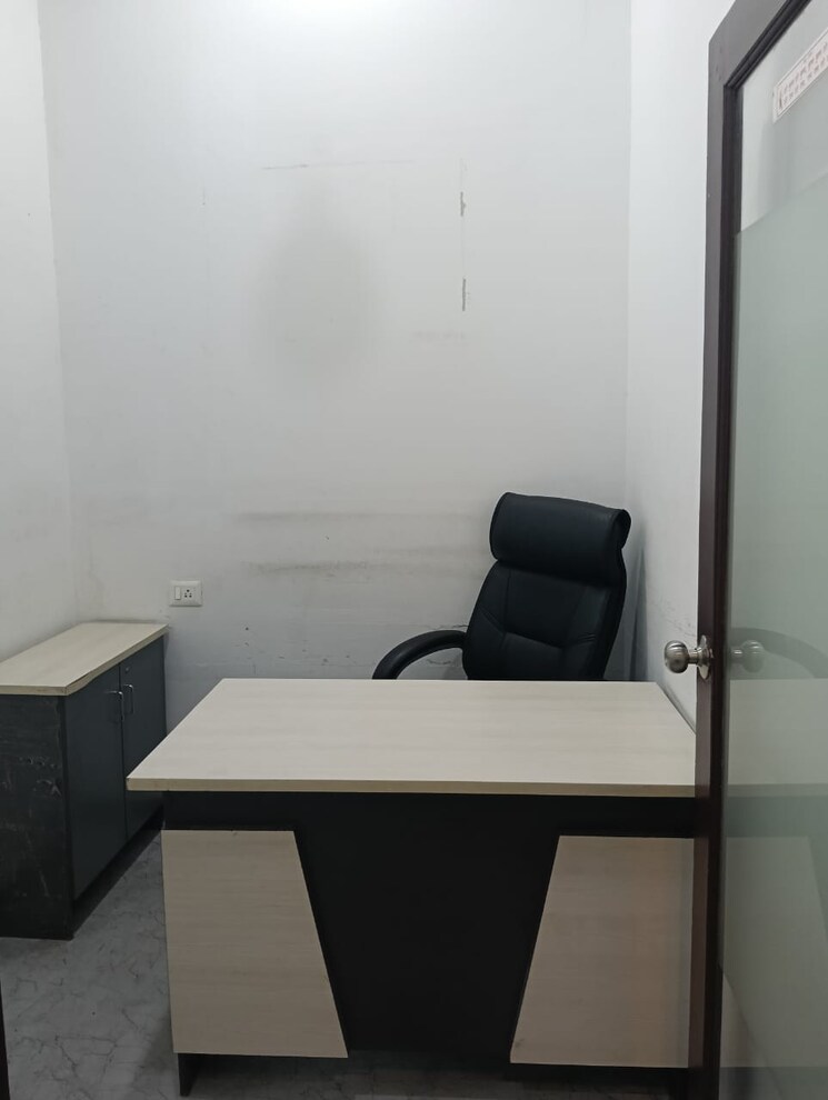 Team Area, sector 2 Commercial Office Space 800 Sq.Ft. In Sector 2 Noida 9569931