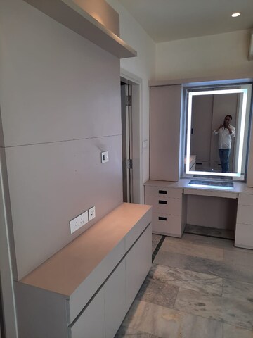 Room in 2 BHK Builder Floor at Dwarka – for Rent