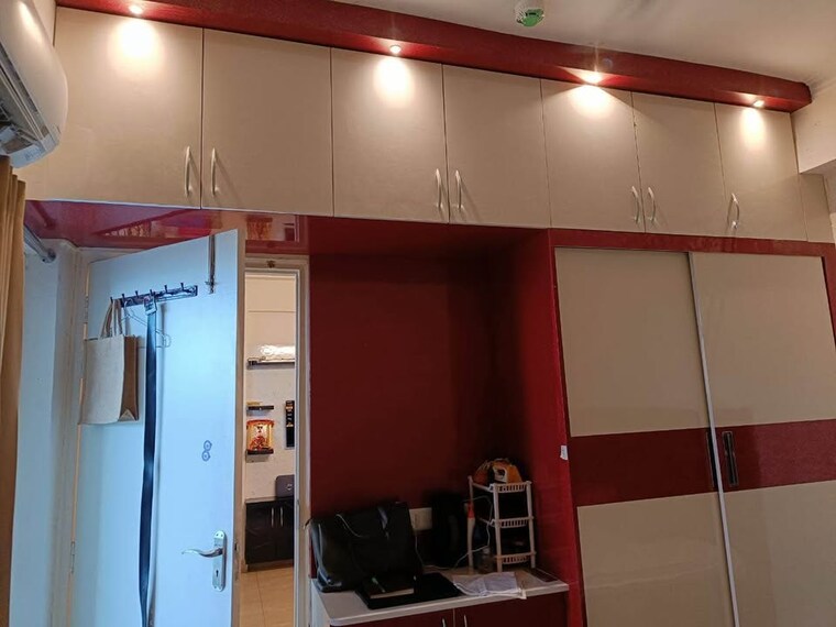 undefined, gaur-city-2-14th-avenue 1 Bedroom 450 Sq.Ft. Apartment In Sector 16c Greater Noida Greater Noida 9569950