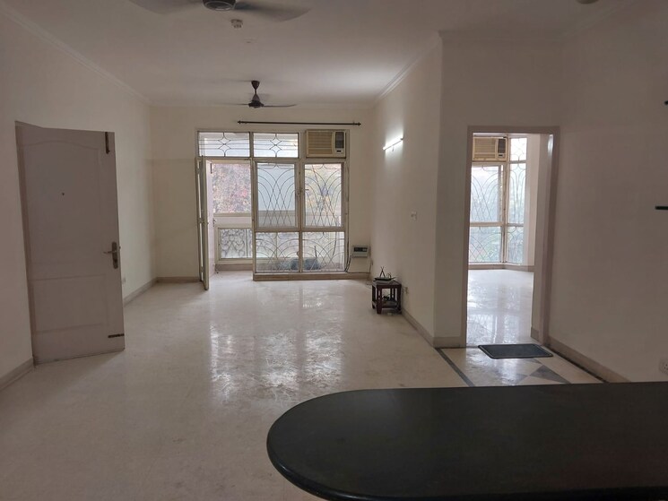 Room, parsvnath-green-ville 3 Bedroom 1945 Sq.Ft. Apartment In Sector 48 Gurgaon 9569959