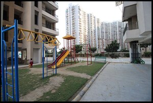 2 BHK Apartment – Exterior View View at Divyansh Flora, Sector 16c Greater Noida - for Rent