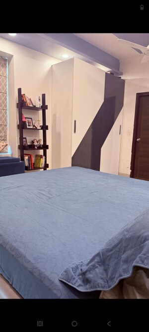 Parking in 3 BHK Apartment at Mahagun Mirabella, Sector 79 – for Rent