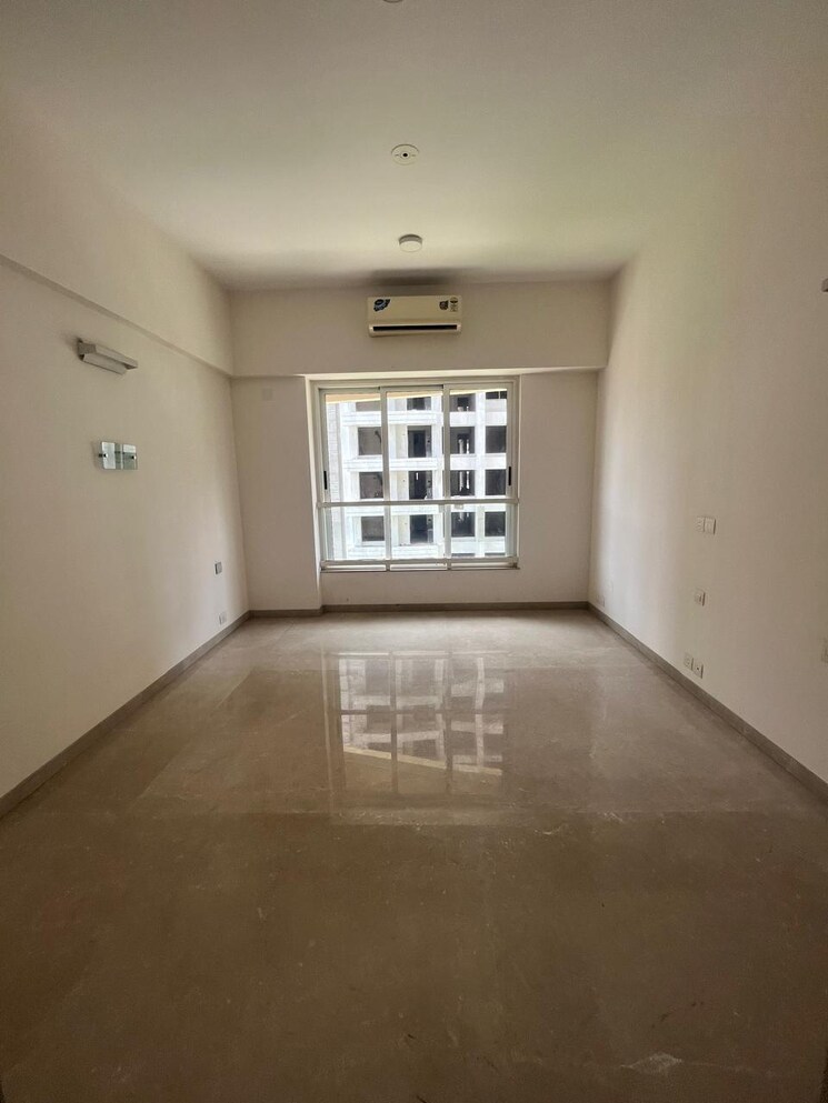 Room, kalpataru-radiance 3.5 Bedroom 2000 Sq.Ft. Apartment In Goregaon West Mumbai 9567917