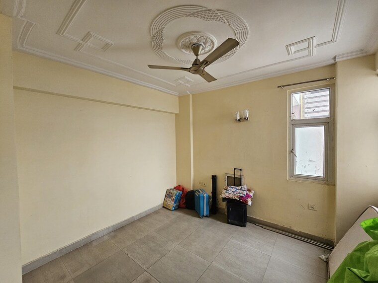 Bathroom, crossing-republik 3 Bedroom 1600 Sq.Ft. Apartment In Crossing Republic Ghaziabad 9570007