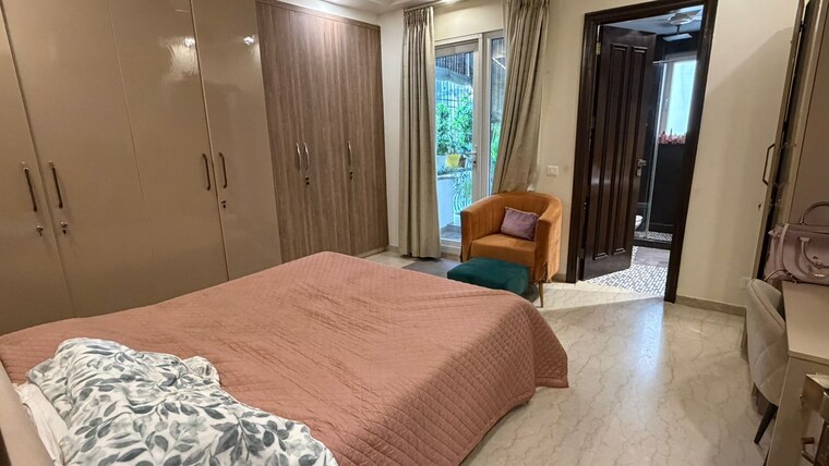 Bedroom, panchsheel enclave 3 Bedroom 265 Sq.Yd. Builder Floor In Panchsheel Enclave Delhi 9570009