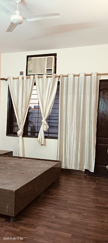 Staircase in 3 BHK Builder Floor at Ardee City, Sector 52 – for Rent