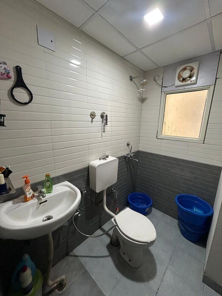 Team Area, rof-ananda 2 Bedroom 731 Sq.Ft. Apartment In Sector 95 Gurgaon 9570021