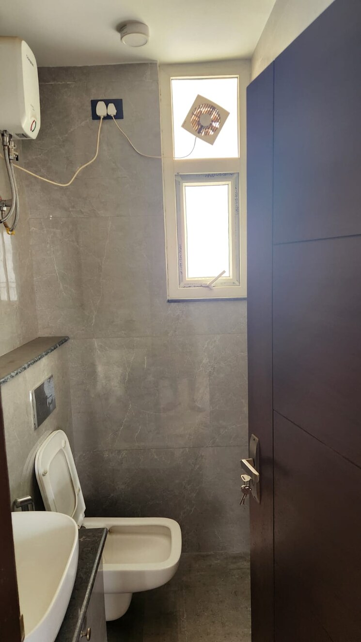 Bathroom, ram-shanti-apartment 3.5 Bedroom 2150 Sq.Ft. Apartment In Sector 52 Gurgaon 9570026