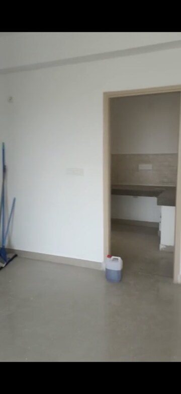 Room in 3 BHK Apartment at ATS Allure, Sector 22d Yamuna Expressway – for Sale