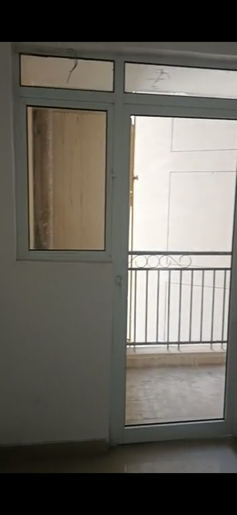 Room, ats-allure 3 Bedroom 1350 Sq.Ft. Apartment In Sector 22d Yamuna Expressway Greater Noida 9570033